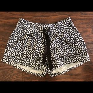 Lululemon spring breakaway shorts first edition